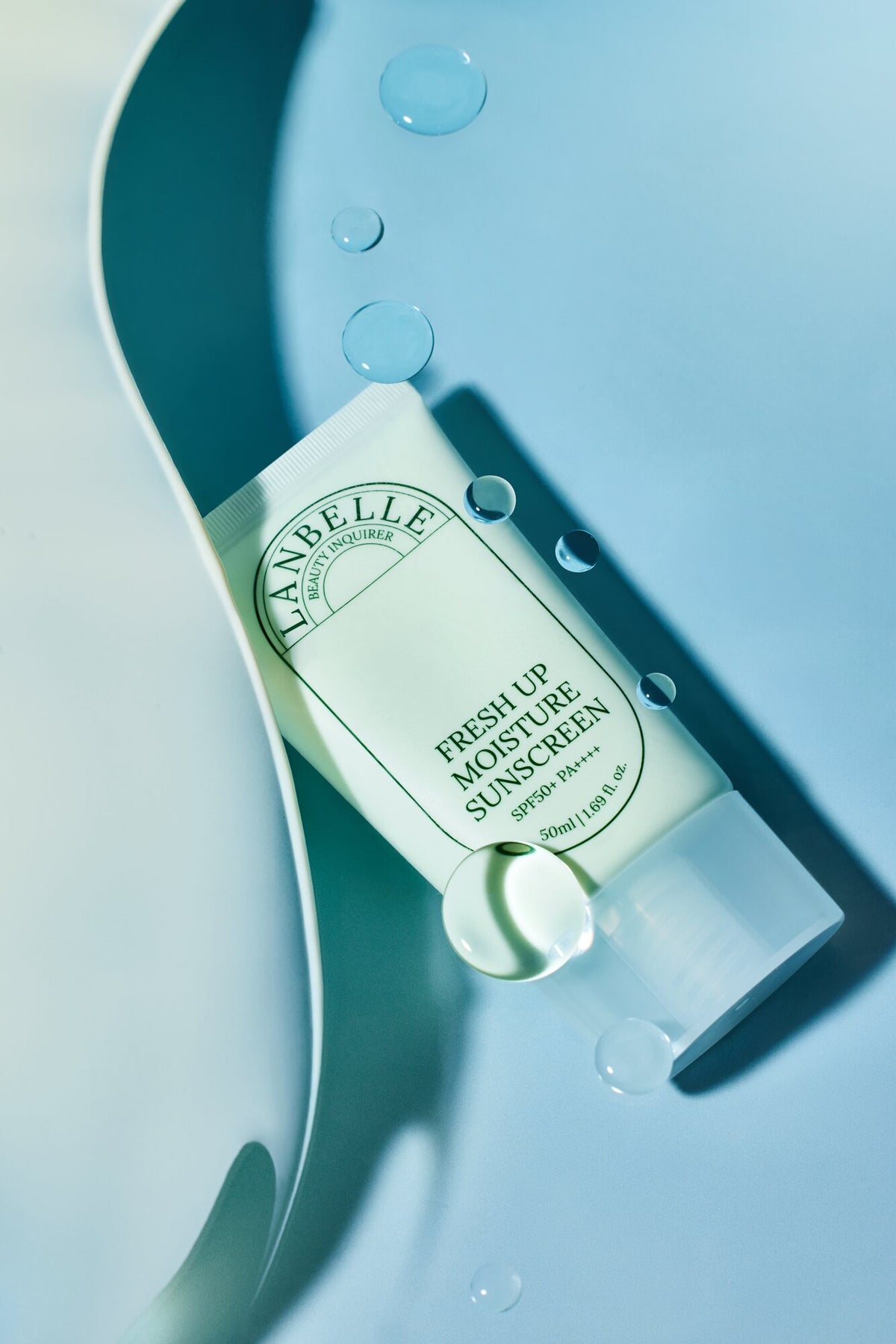 LANBELLE Fresh Up Moisture Sunscreen 50ml: water detail